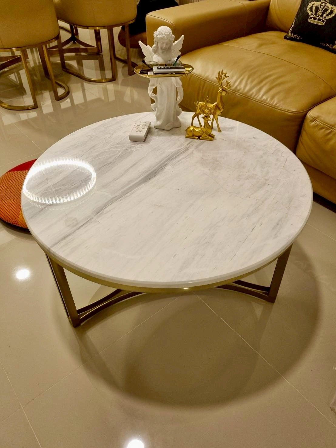 stainless-steel-table